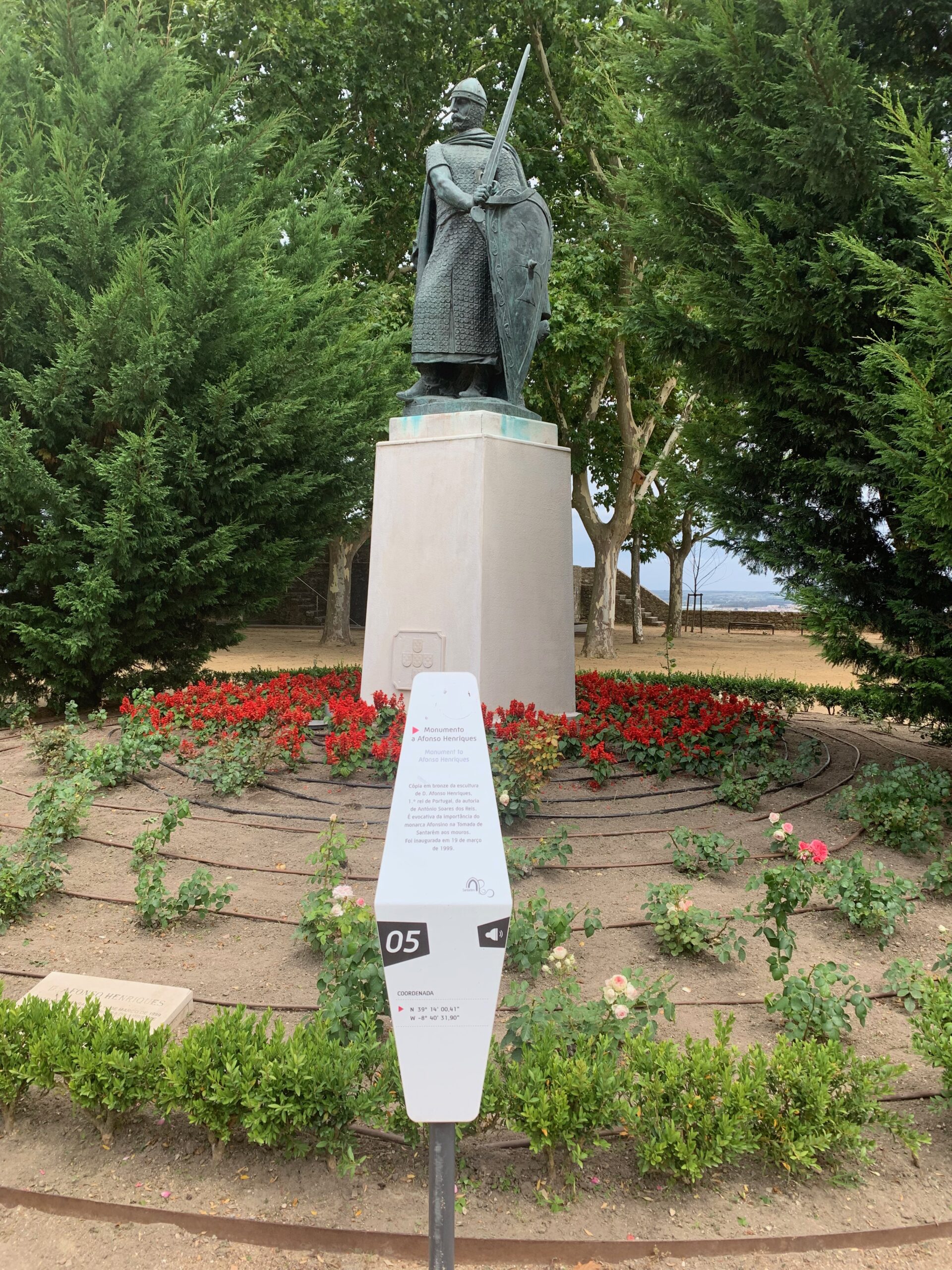 Statue of Afonso Henriques in Jardim das Portas do Sol, Santarém.