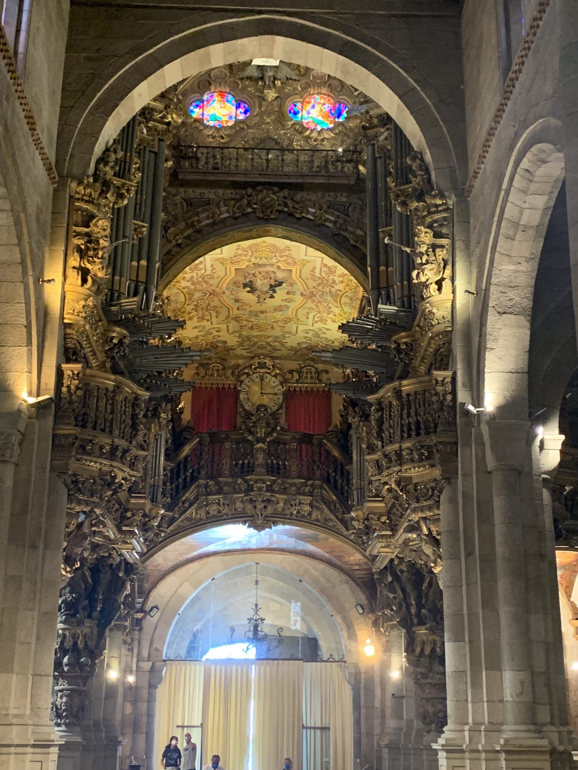 View of both gilt-wood pipe organs in the Braga Cathedral.